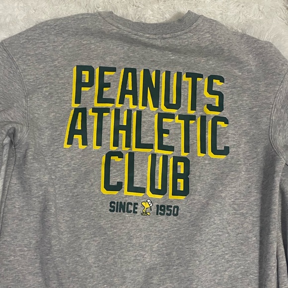 grey crewneck sweatshirt - Picture 4 of 7